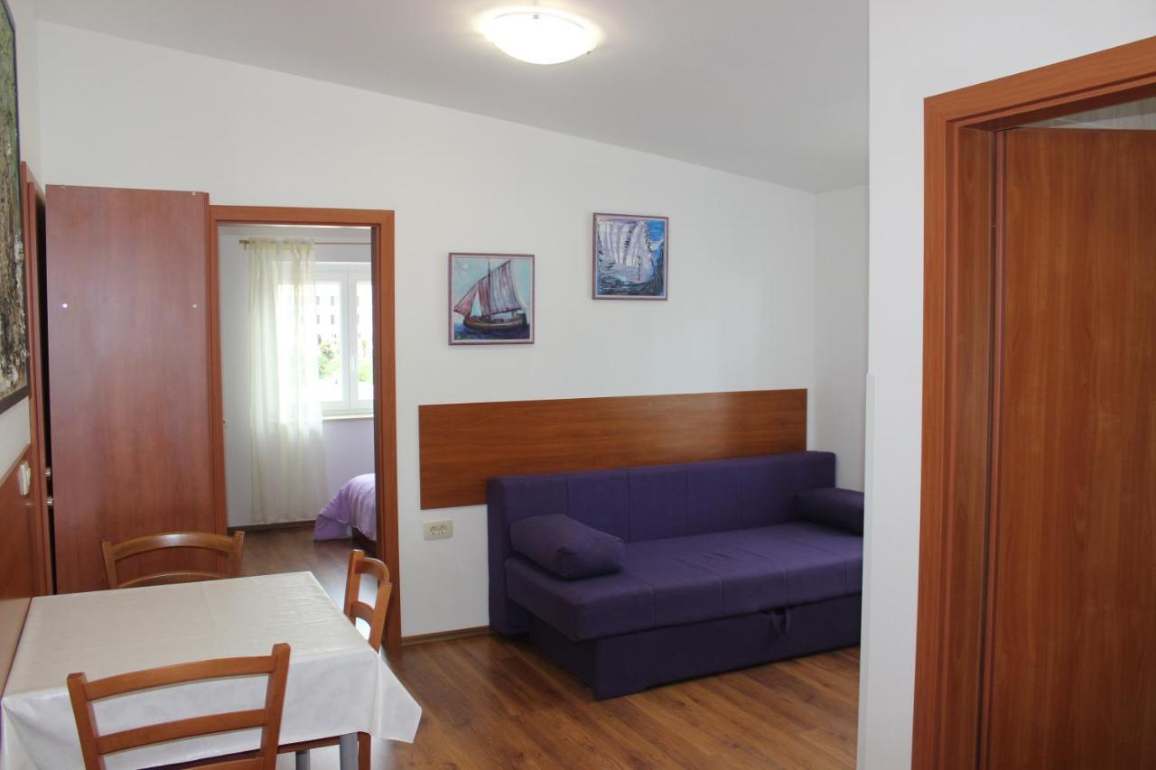 Apartments And Rooms Liburnija โอปาติยา ภายนอก รูปภาพ