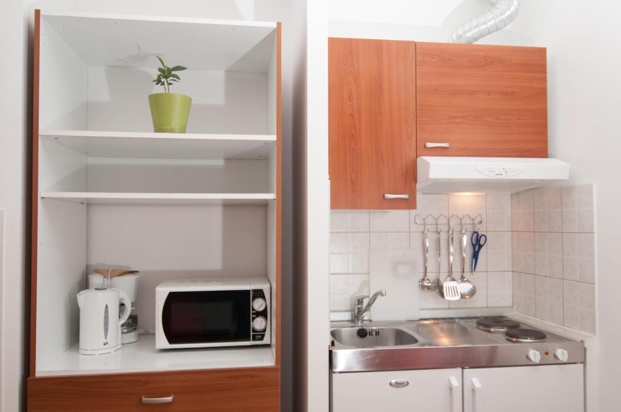 Apartments And Rooms Liburnija โอปาติยา ภายนอก รูปภาพ