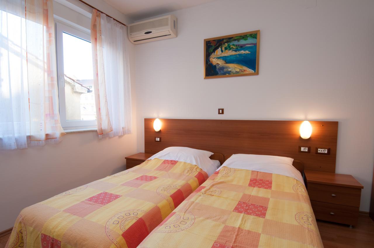 Apartments And Rooms Liburnija โอปาติยา ภายนอก รูปภาพ