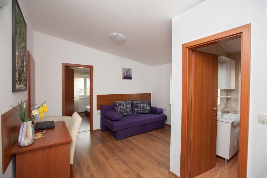 Apartments And Rooms Liburnija โอปาติยา ห้อง รูปภาพ
