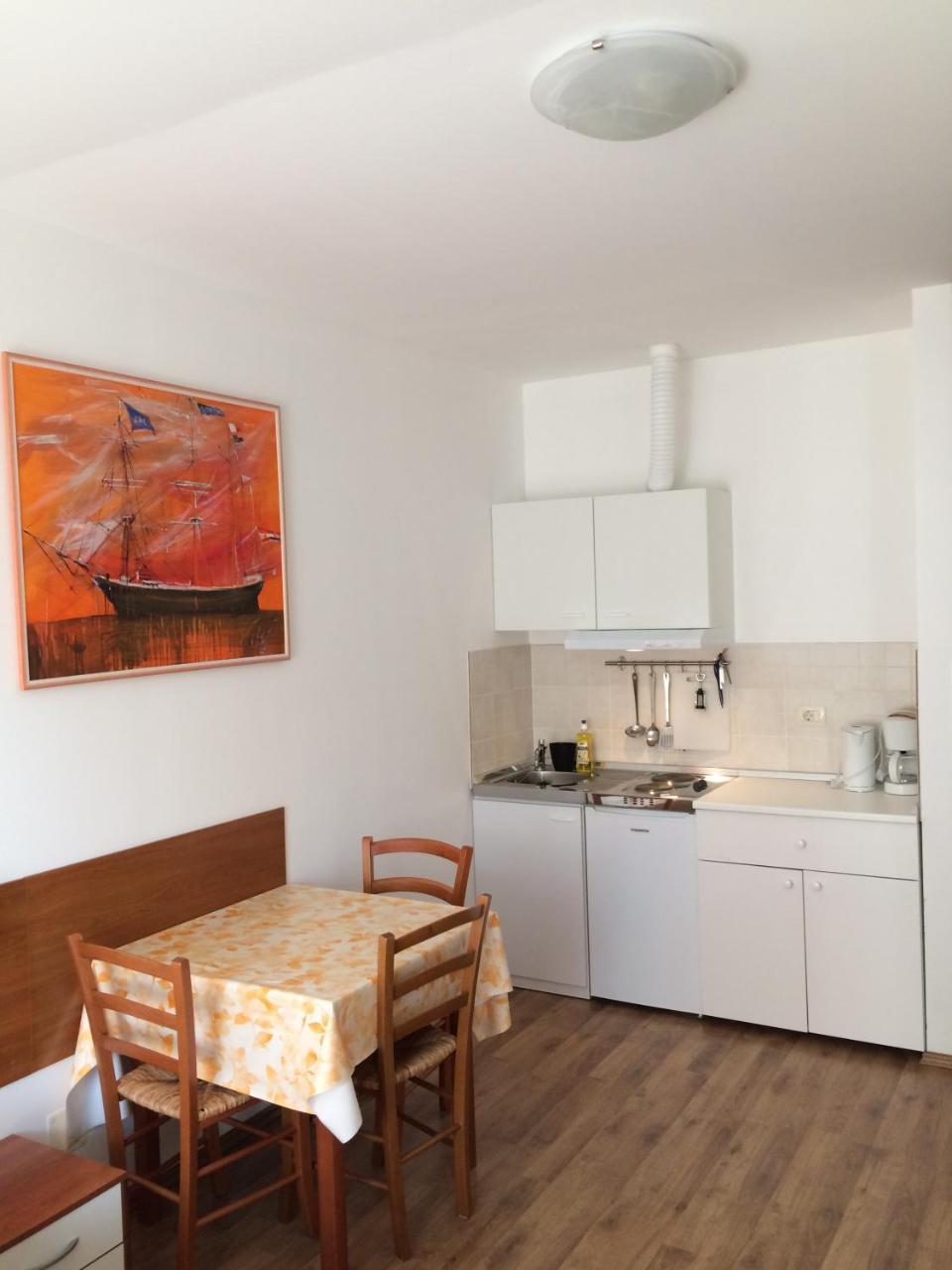 Apartments And Rooms Liburnija โอปาติยา ภายนอก รูปภาพ